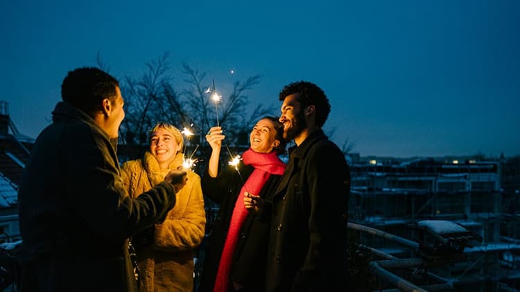 Should you 'lock in' your financial goals by year-end? - 3 strategies for setting and conquering financial New Year's resolutions